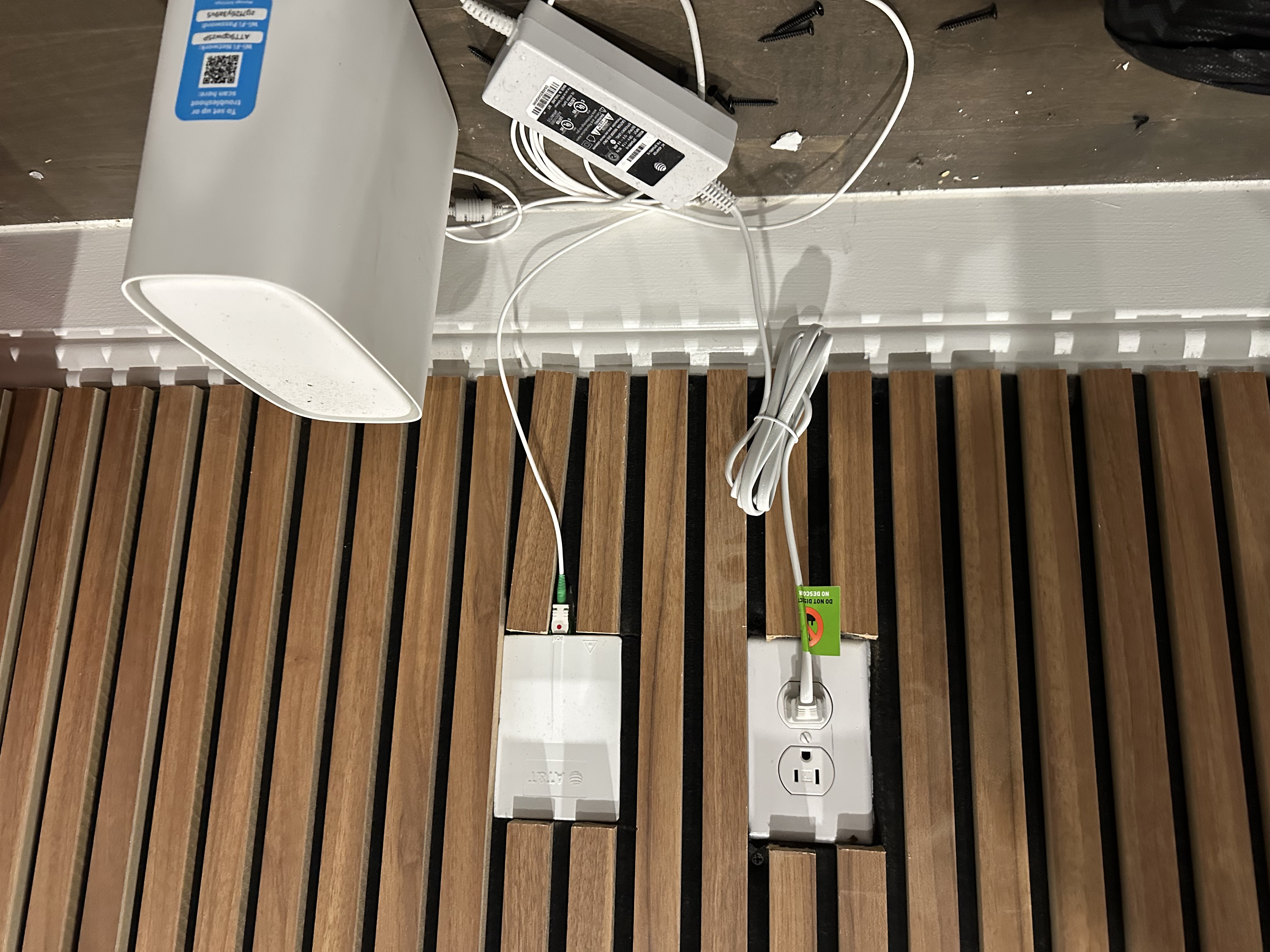 Electrical outlet modification during installation